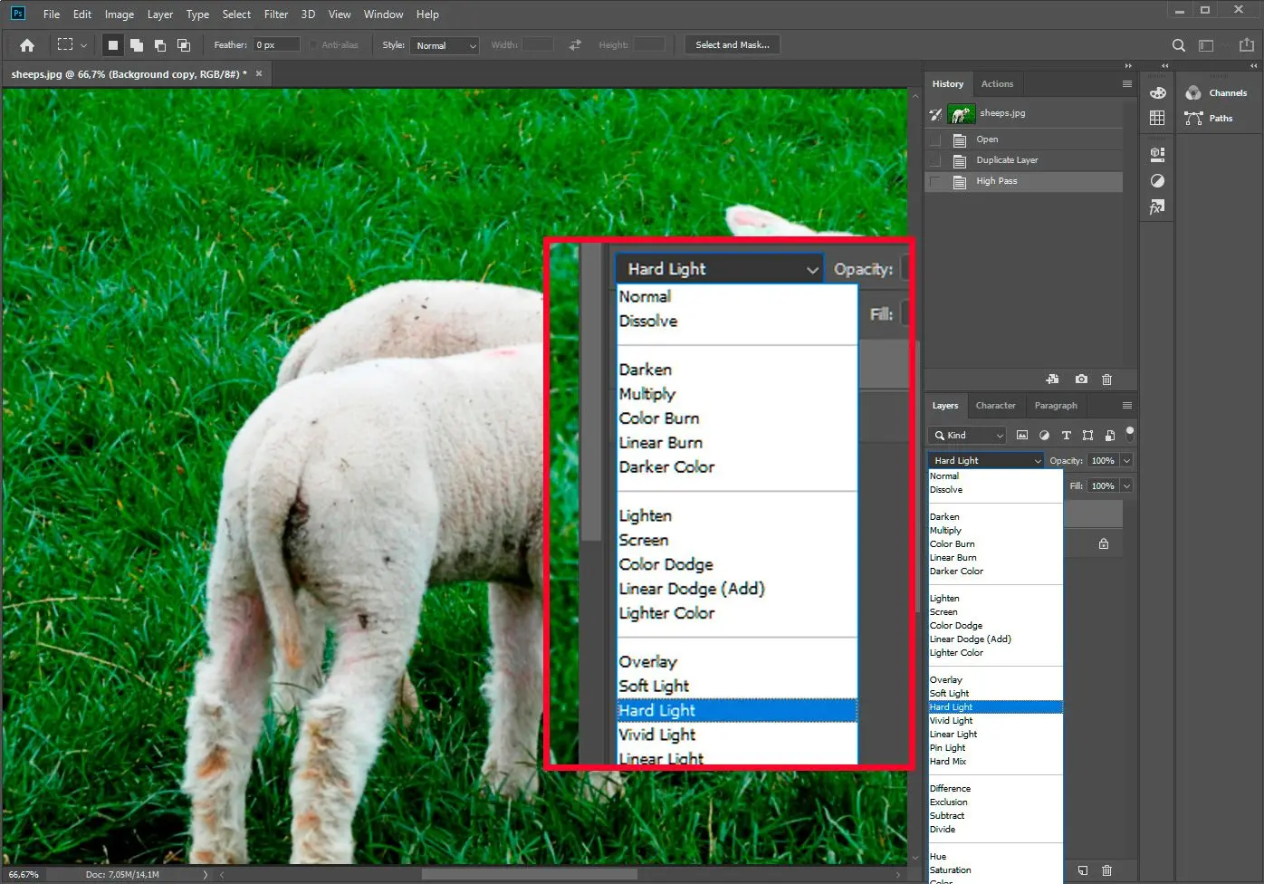 Efekt tvrdého světla v programu Photoshop pro zlepšení rozmazaného obrázku..