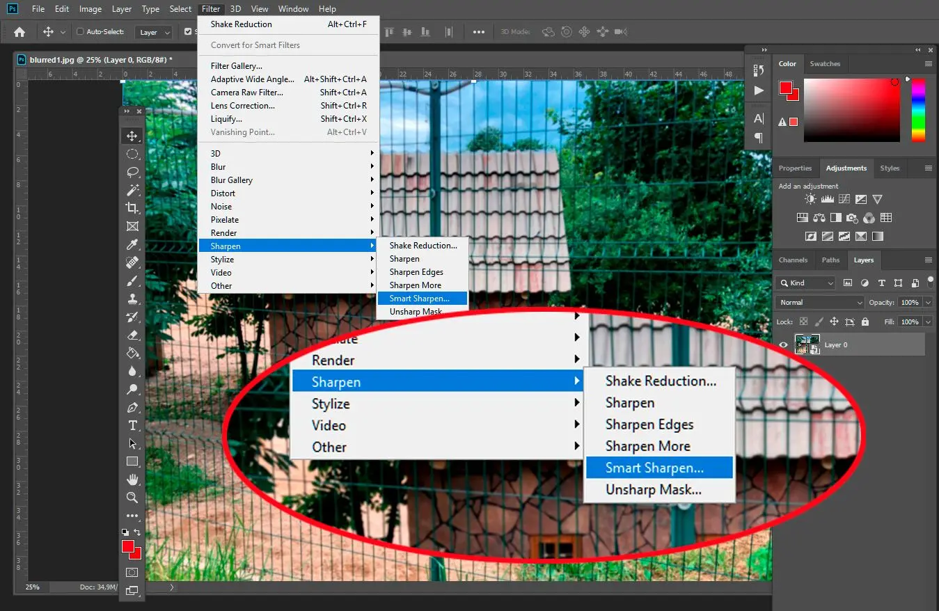Otevření funkce Smart Sharpen v aplikaci Photoshop..