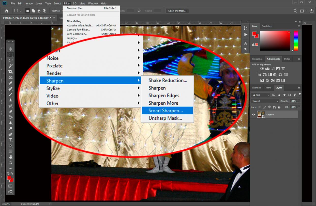 Otevření funkce Smart Sharpen v aplikaci Photoshop..
