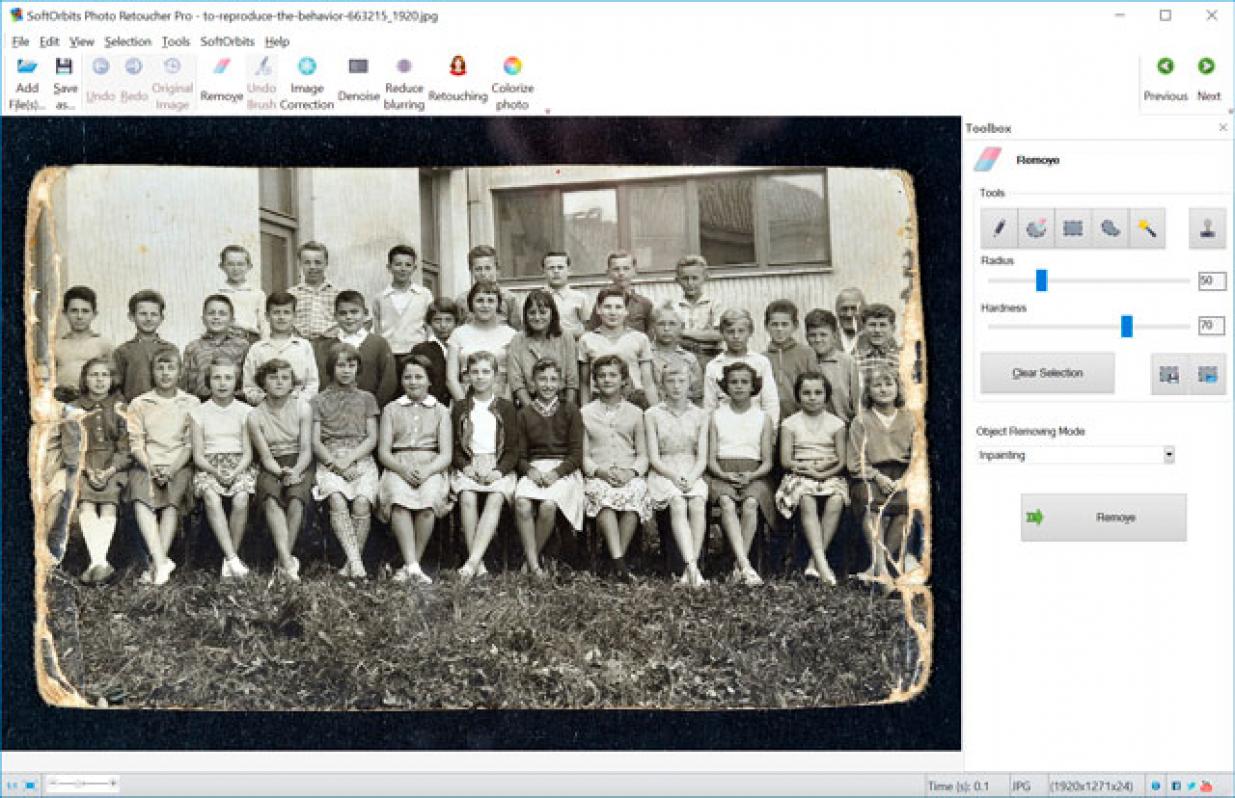 software pro restaurování starých fotografií.